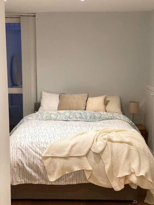 2Bdr Modern Apartment In Hammersmith West London Exterior foto