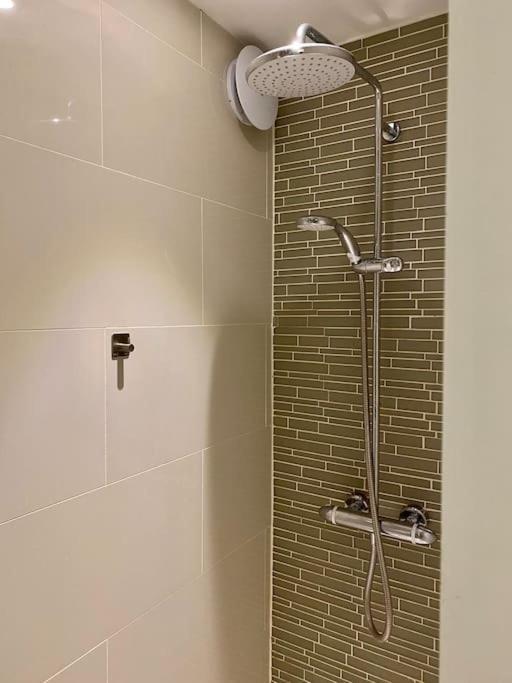 2Bdr Modern Apartment In Hammersmith West London Exterior foto
